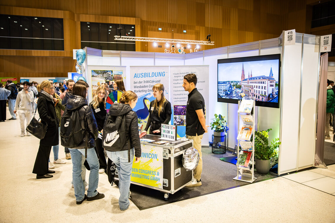 IHK-Bildungsmesse Azubis im Gespäch