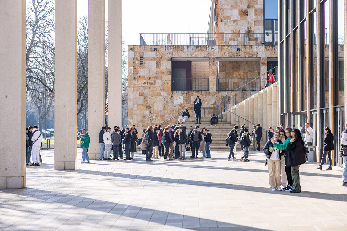 IHK-Bildungsmesse RMCC von außen