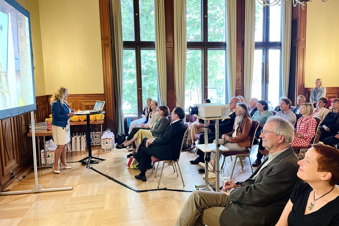 Los nuevos guías turísticos reciben sus certificados